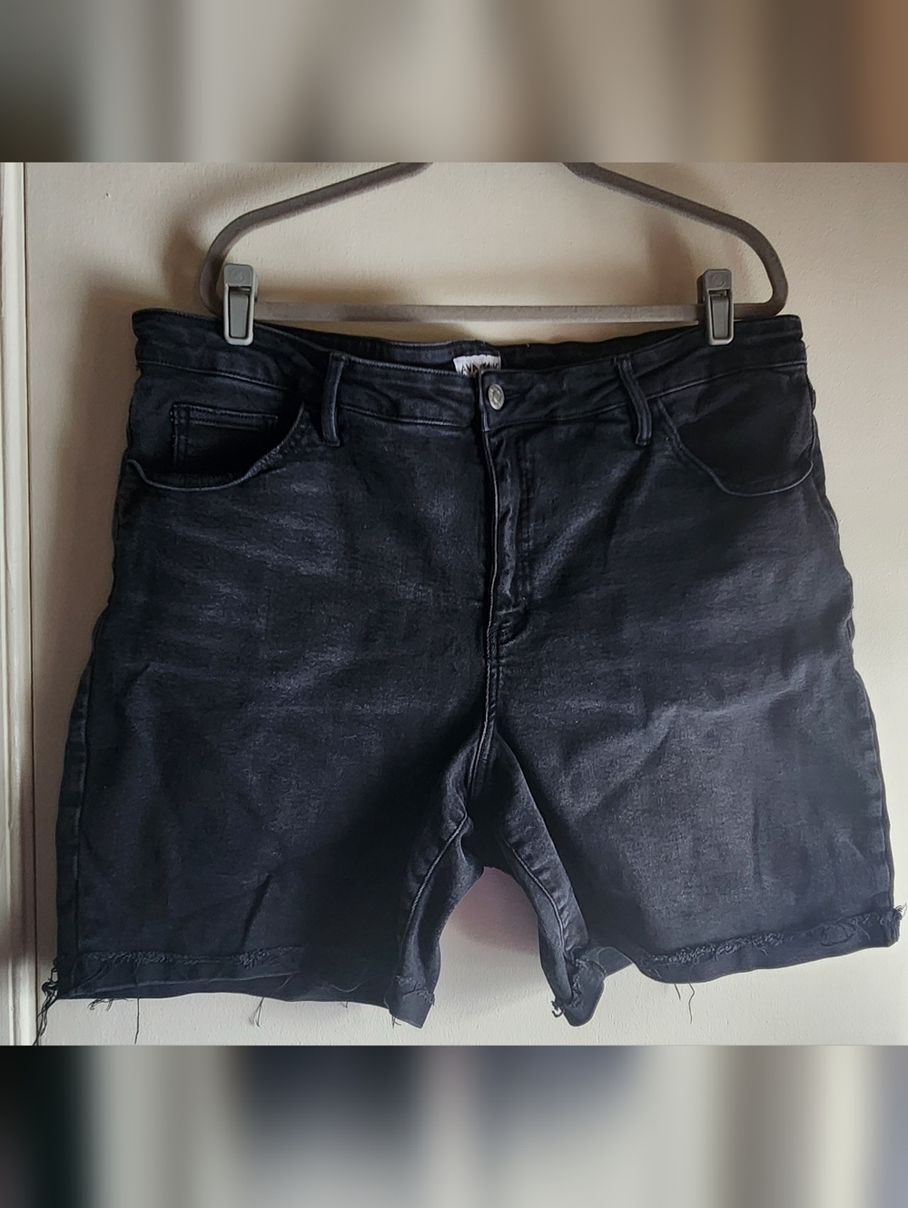 Ava & Viv Sz 22W Black Denim Cutoff Shorts